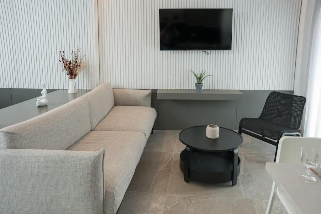 Minoas Suite The Sense Of Luxury Heraklion  Luaran gambar